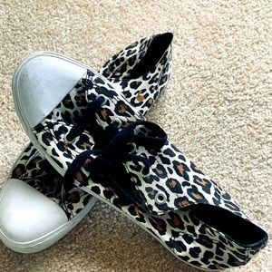 Animal Print Fashion statement sneakers!